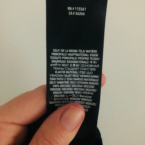 7 ForAll Mankind Black Satin Relaxed Cargo Pant XL - Picture 6 of 6